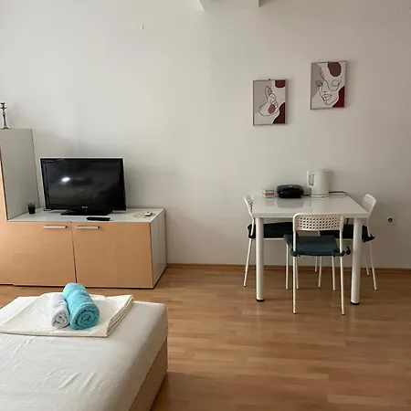 شقة Skopje&friends App
